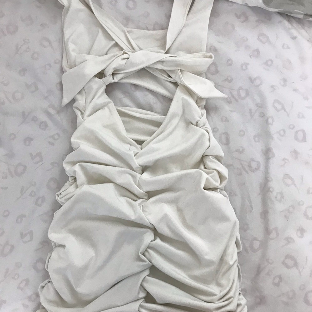 White Ruched bodycon dress